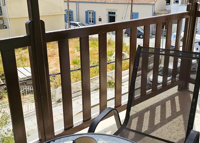 Apartmán Unique Cozy Studio, 150m From Chabad Lubavitch Larnaca