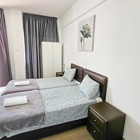 Unique Cozy Studio, 150m From Chabad Lubavitch 아파트 라르나카